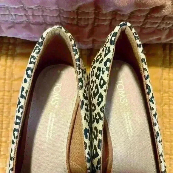 NWOT TOMS Michelle Wedge Women's Sandal size 6W - Picture 5 of 7